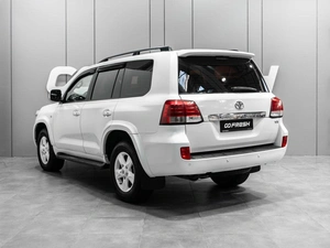 Внедорожник Toyota Land Cruiser 2010 года, 2849000 рублей, Тюмень