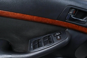 Седан Toyota Avensis 2008 года, 789000 рублей, Челябинск