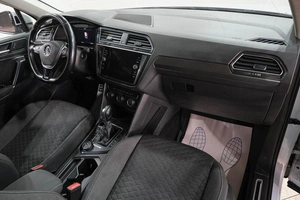 Внедорожник Volkswagen Tiguan 2018 года, 2689000 рублей, Новокузнецк