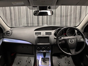 Седан Mazda Axela 2010 года, 850000 рублей, Красноярск