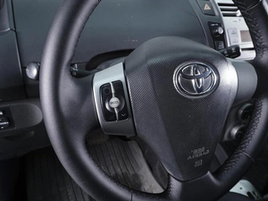 Хетчбэк Toyota Yaris 2007 года, 649000 рублей, Ростов-на-Дону