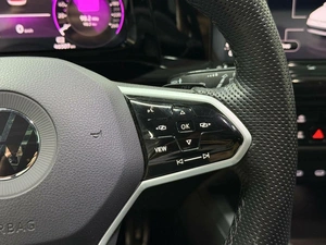 Хетчбэк Volkswagen Golf 2021 года, 2790000 рублей, Красноярск