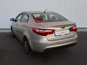 Седан Kia Rio 2014 года, 910000 рублей, Брянск