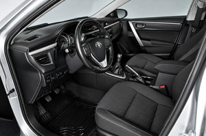 Седан Toyota Corolla 2013 года, 1489000 рублей, Челябинск