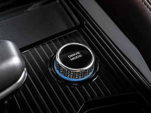 Внедорожник Geely Monjaro 2023 года, 3619000 рублей, Тюмень