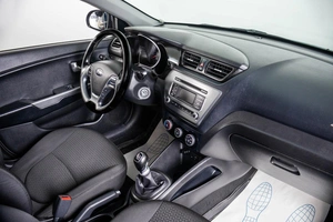 Седан Kia Rio 2016 года, 999000 рублей, Пермь