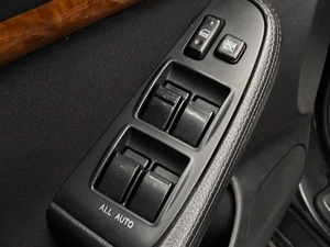 Седан Toyota Avensis 2007 года, 825000 рублей, Красноярск