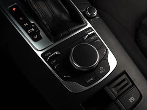 Седан Audi A3 2016 года, 1689000 рублей, Тюмень