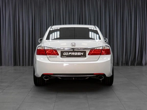 Седан Honda Accord 2013 года, 1610000 рублей, Тюмень
