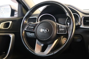 Универсал Kia Ceed 2018 года, 1749000 рублей, Омск