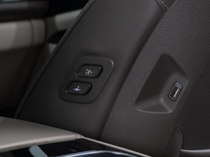 Минивэн Kia Carnival 2022 года, 4300000 рублей, Тюмень