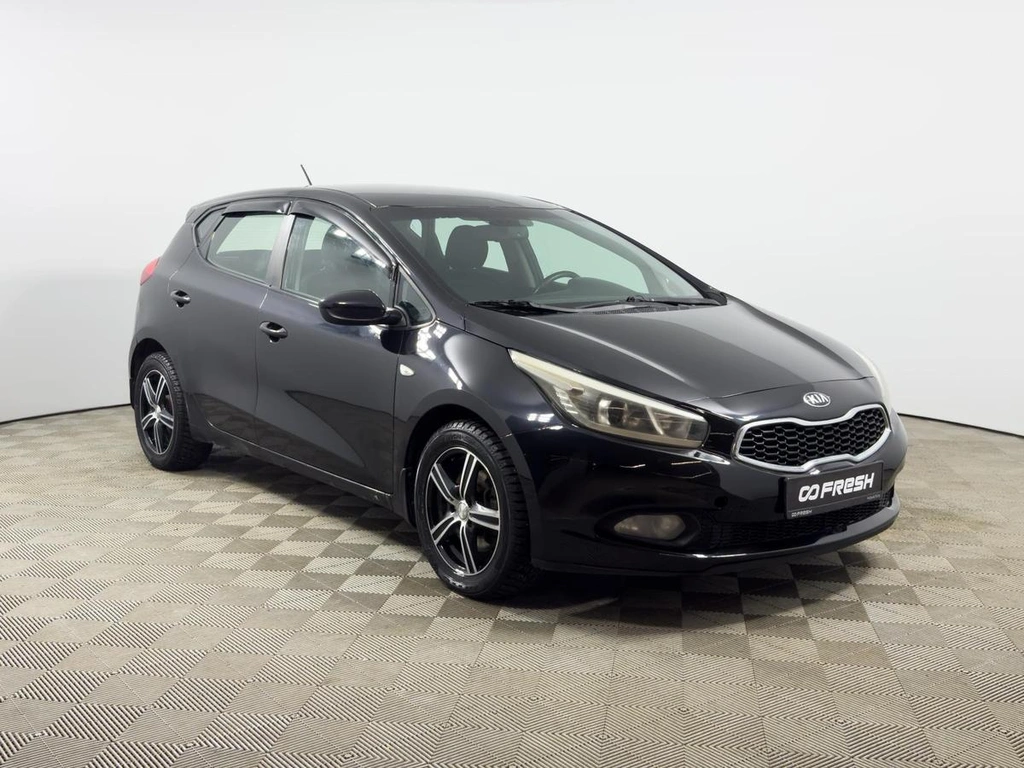 Хетчбэк Kia Ceed 2013 года, 849900 рублей, Казань