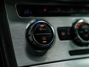 Седан Volkswagen Passat 2012 года, 1300000 рублей, Красноярск