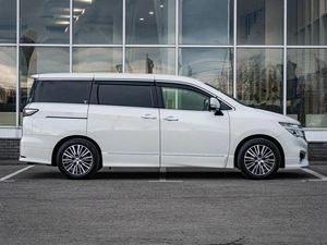 Минивэн Nissan Elgrand 2020 года, 3288000 рублей, Нижний Новгород