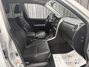 Внедорожник Suzuki Grand Vitara 2012 года, 1150000 рублей, Красноярск