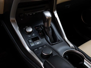 Внедорожник Lexus NX 2016 года, 2860000 рублей, Краснодар