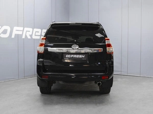 Внедорожник Toyota Land Cruiser Prado 2014 года, 2940000 рублей, Омск