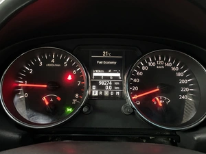 Внедорожник Nissan Qashqai 2011 года, 1087000 рублей, Солонцы