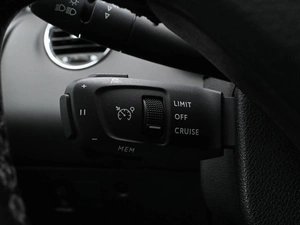 Хетчбэк Peugeot 308 2011 года, 449000 рублей, Волгоград