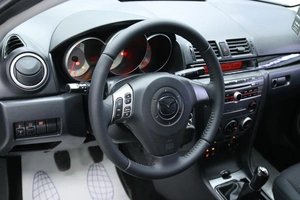 Хетчбэк Mazda 3 2007 года, 673000 рублей, Солонцы