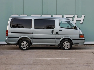 Минивэн Toyota Hiace 2002 года, 1000000 рублей, Большой Сочи