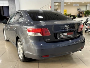 Седан Toyota Avensis 2011 года, 1287000 рублей, Солонцы