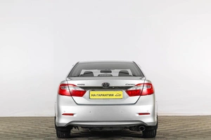 Седан Toyota Camry 2012 года, 1499000 рублей, Тюмень