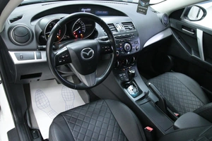 Хетчбэк Mazda 3 2012 года, 958000 рублей, Солонцы
