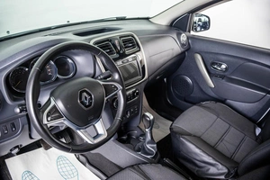 Седан Renault Logan Stepway 2022 года, 1559000 рублей, Пермь