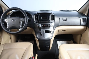 Минивэн Hyundai H-1 2021 года, 2949000 рублей, Новосибирск