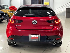 Хетчбэк Mazda 3 2019 года, 1687000 рублей, Солонцы