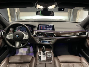 Седан BMW 7 серия 2019 года, 6500000 рублей, Красноярск