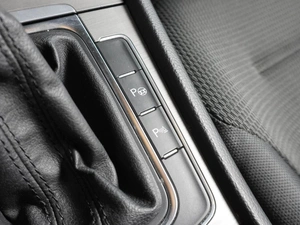 Хетчбэк Volkswagen Golf 2014 года, 1249000 рублей, Воронеж