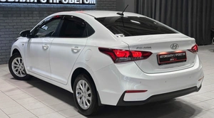 Седан Hyundai Solaris 2017 года, 1347000 рублей, Красноярск