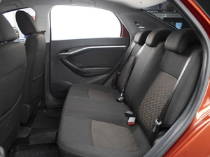 Седан ВАЗ (LADA) Vesta 2017 года, 900000 рублей, Омск