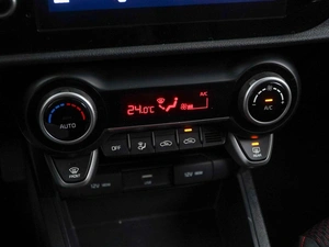 Хетчбэк Kia Rio X 2021 года, 1749077 рублей, Москва