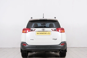 Внедорожник Toyota RAV4 2014 года, 2299000 рублей, Красноярск