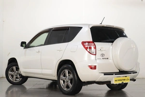 Внедорожник Toyota RAV4 2012 года, 1549000 рублей, Челябинск