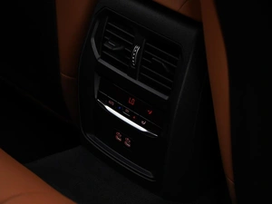 Седан BMW 3 серия 2025 года, 6949900 рублей, Москва