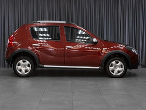 Хетчбэк Renault Sandero Stepway 2014 года, 889000 рублей, Тюмень