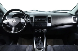 Внедорожник Mitsubishi Outlander 2011 года, 1369000 рублей, Новосибирск