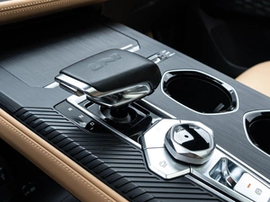 Внедорожник Changan UNI-K 2023 года, 3100000 рублей, Краснодар