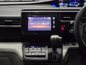 Минивэн Honda Stepwgn 2015 года, 1530000 рублей, Красноярск