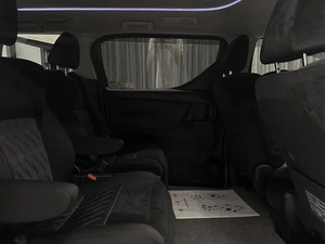 Минивэн Toyota Vellfire 2019 года, 4200000 рублей, Красноярск