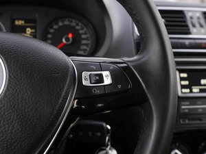 Седан Volkswagen Polo 2017 года, 880000 рублей, Волгоград