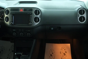 Внедорожник Volkswagen Tiguan 2009 года, 989000 рублей, Омск