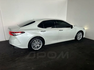 Седан Toyota Camry 2019 года, 2550000 рублей, Кемерово
