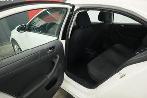 Седан Volkswagen Jetta 2014 года, 1255000 рублей, Курск