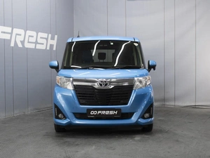 Минивэн Toyota Roomy 2019 года, 1060000 рублей, Омск