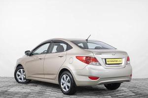 Седан Hyundai Solaris 2013 года, 879000 рублей, Кемерово